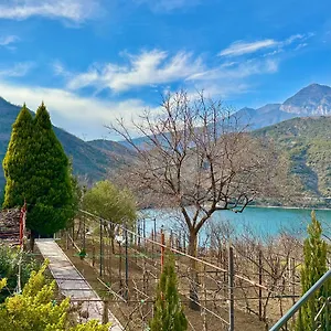 Lakeview Escape Pensión